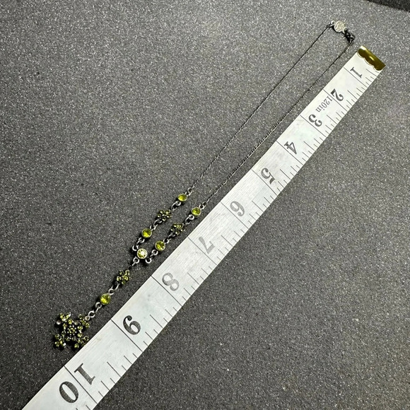 Vintage Bellagio Green Crystal Dark Silver Tone Necklace Made in USA Flawed - Picture 5 of 5